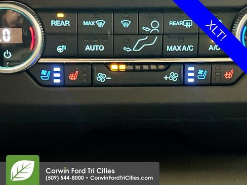 Used 2020 Ford Expedition Max XLT w/ Equipment Group 202A AWD/4WD image 25