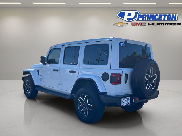 Used 2024 Jeep Wrangler Unlimited Sahara AWD/4WD image 5