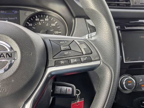 Certified 2020 Nissan Rogue Sport S image 18