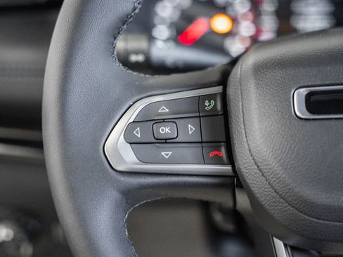 New 2025 Jeep Compass Limited w/ Sun & Sound Group image 27