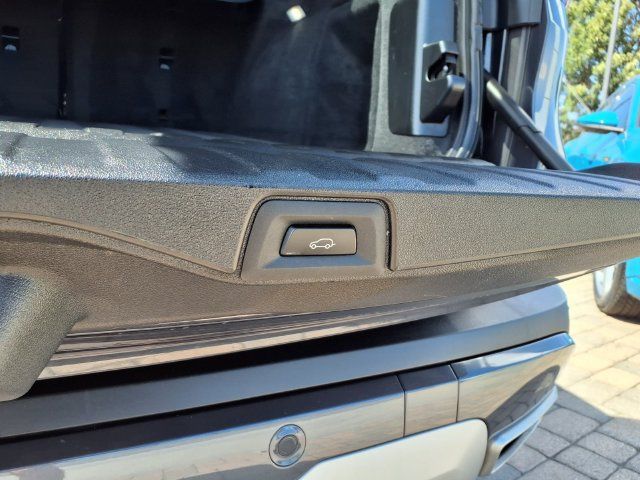 Used 2022 BMW X5 sDrive40i w/ Parking Assistance Package RWD image 12