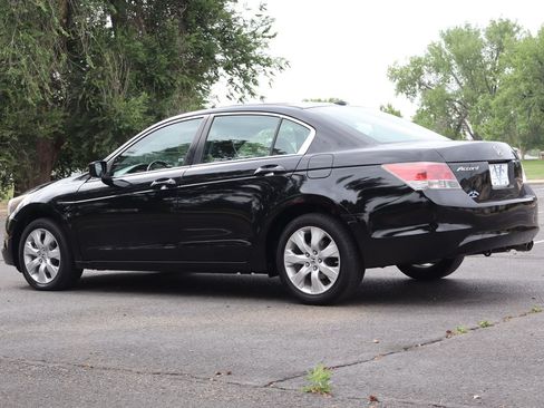 Used 2010 Honda Accord EX-L image 7