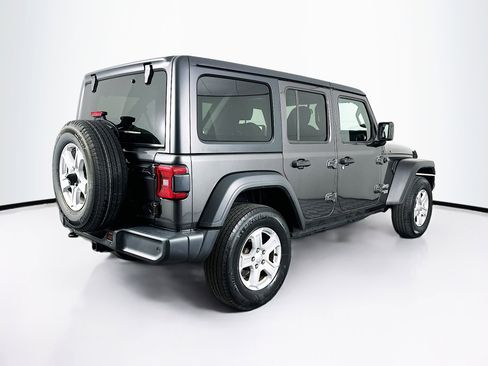 Used 2021 Jeep Wrangler Sport S image 9