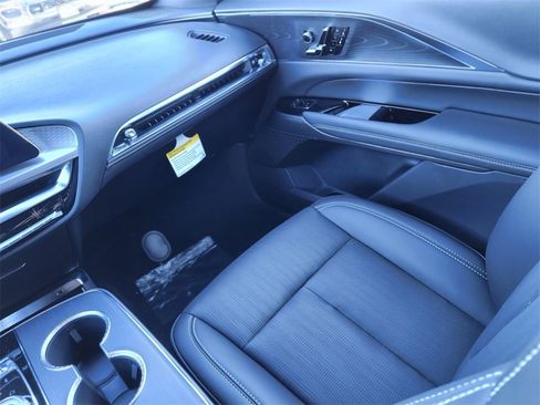 New 2026 Cadillac Lyriq Luxury image 13