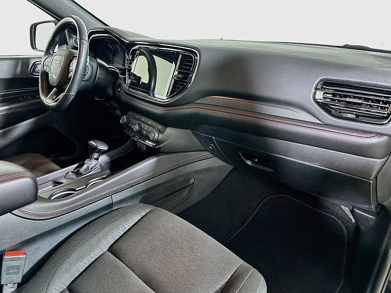 Used 2025 Dodge Durango GT AWD/4WD image 30