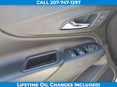 Used 2018 Chevrolet Equinox LT AWD/4WD image 11