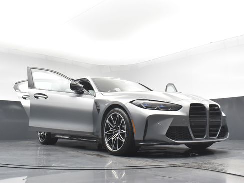 Used 2023 BMW M3 w/ Executive Package image 34