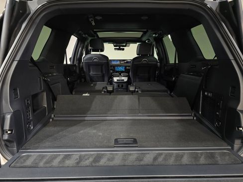 New 2025 Lincoln Navigator Reserve w/ Jet Appearance Package image 47