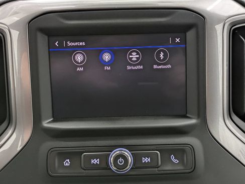 Used 2024 GMC Sierra 1500 Pro w/ Graphite Edition AWD/4WD image 9