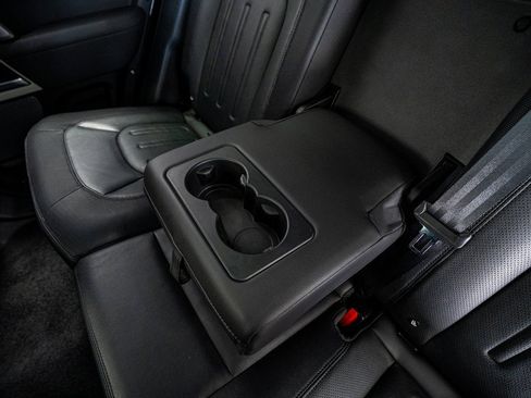 Used 2022 Land Rover Defender 110 X-Dynamic SE image 64