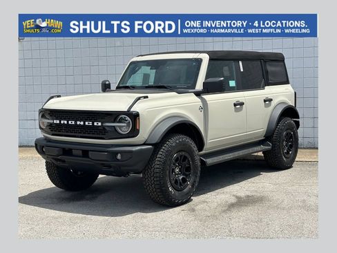 New 2026 Ford Bronco Outer Banks w/ Sasquatch Package AWD/4WD image 1