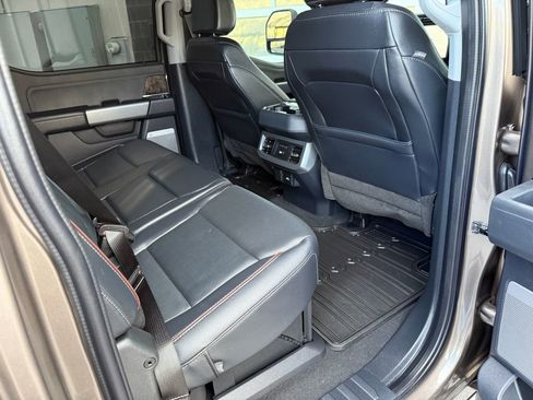 Used 2023 Ford F350 Lariat w/ Black Appearance Package image 25