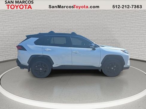Used 2024 Toyota RAV4 XSE AWD/4WD image 5