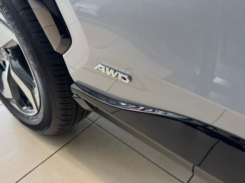 New 2025 Toyota RAV4 SE image 7