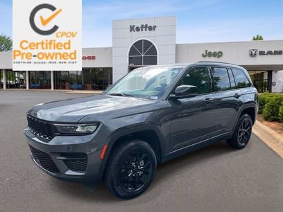 Certified 2025 Jeep Grand Cherokee Altitude