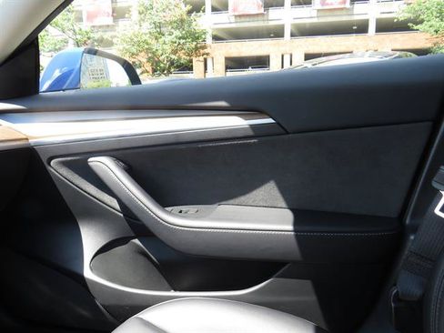 Used 2022 Tesla Model 3 Performance AWD/4WD image 18