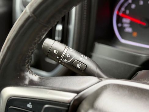 Used 2020 Chevrolet Silverado 1500 RST image 45