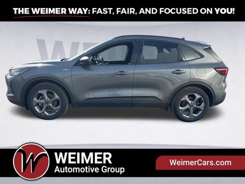 Used 2025 Ford Escape ST-Line FWD image 2