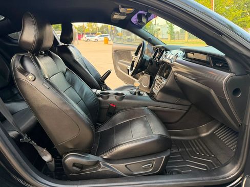 Used 2019 Ford Mustang GT Premium w/ GT Performance Package RWD image 22