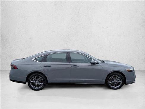 Used 2024 Honda Accord EX-L image 4