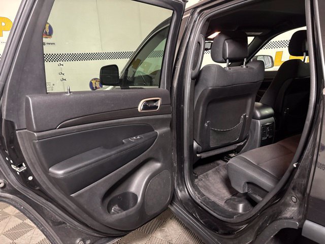 Used 2016 Jeep Grand Cherokee Laredo w/ Quick Order Package 23E AWD/4WD image 11