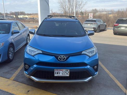 Used 2016 Toyota RAV4 SE image 17
