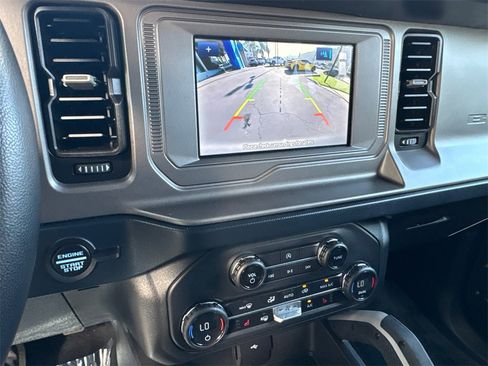 Used 2023 Ford Bronco Outer Banks image 30