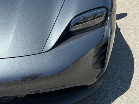 Certified 2022 Porsche Taycan GTS AWD/4WD image 11