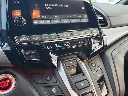 Used 2023 Honda Odyssey Sport image 32