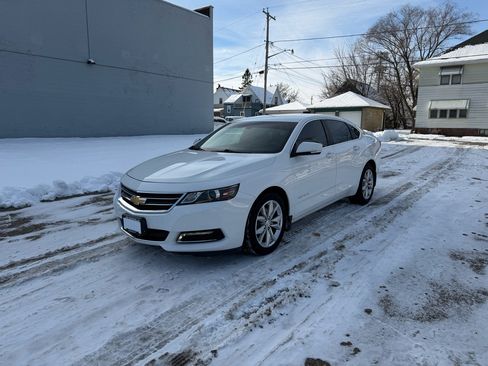 Used 2020 Chevrolet Impala LT w/ LT Convenience Package image 3