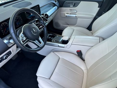 Certified 2022 Mercedes-Benz GLB 250 image 11