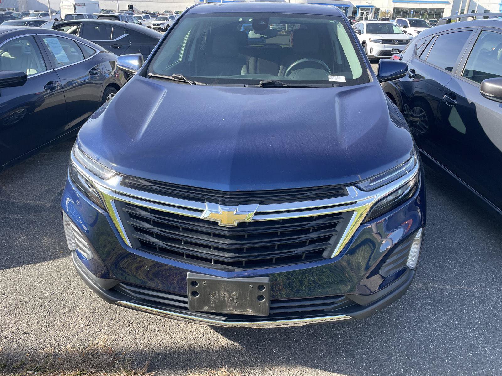 Used 2022 Chevrolet Equinox LT AWD/4WD image 2