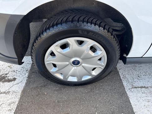 Used 2016 Ford Transit Connect XL image 10