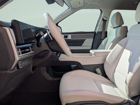 New 2026 Hyundai Santa Fe SE FWD image 15