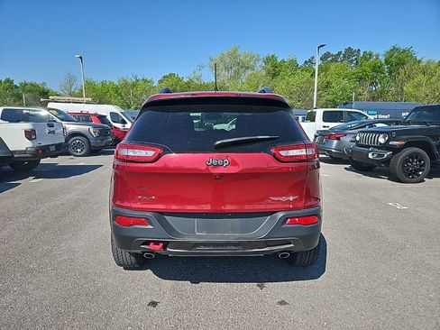 Used 2017 Jeep Cherokee Trailhawk w/ Comfort/Convenience Group image 6