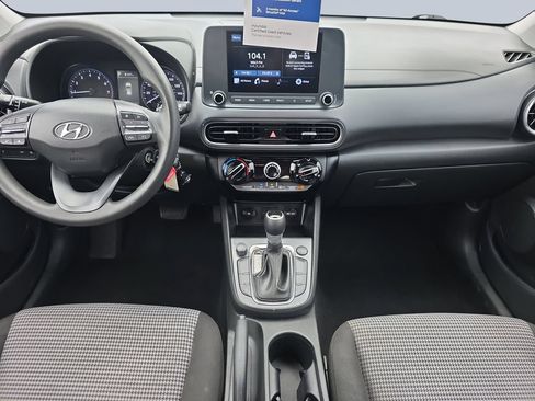 Used 2022 Hyundai Kona SE FWD image 48