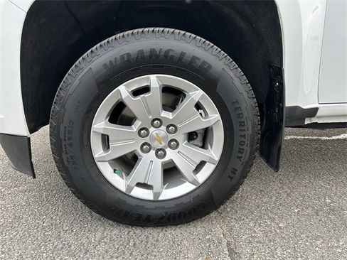 Used 2022 Chevrolet Colorado LT w/ LT Convenience Package image 10