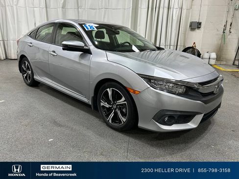 Used 2018 Honda Civic Touring image 3