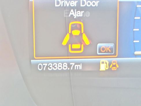 Used 2016 Ford Fusion SE image 25