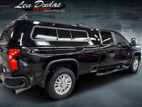 Used 2022 Chevrolet Silverado 2500 LTZ w/ LTZ Plus Package image 4