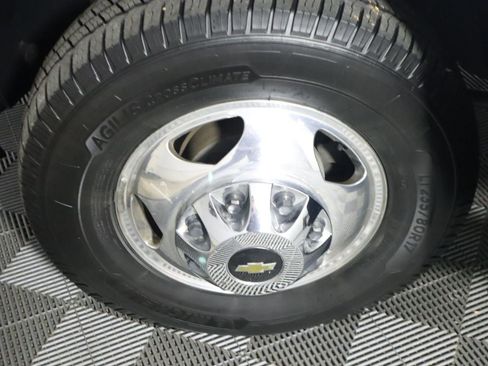 Used 2014 GMC Sierra 3500 SLT w/ SLT Convenience Package image 24