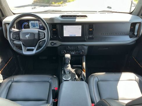 Used 2023 Ford Bronco Badlands w/ Sasquatch Package AWD/4WD image 60