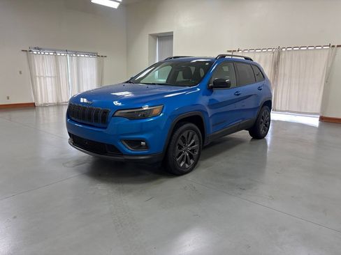 Used 2021 Jeep Cherokee Latitude Lux 80th Anniv w/ Quick Order Package 26U 80TH AWD/4WD image 4