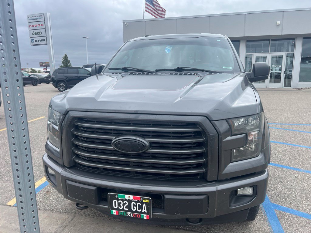 Used 2017 Ford F150 XLT w/ Equipment Group 302A Luxury AWD/4WD image 2