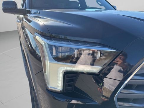 Certified 2025 Toyota Sequoia Limited image 48