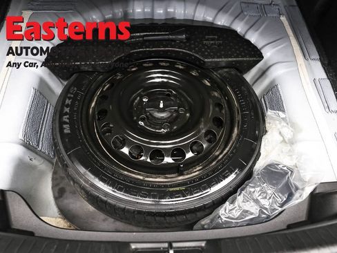 Used 2024 Chevrolet Malibu LT FWD image 9