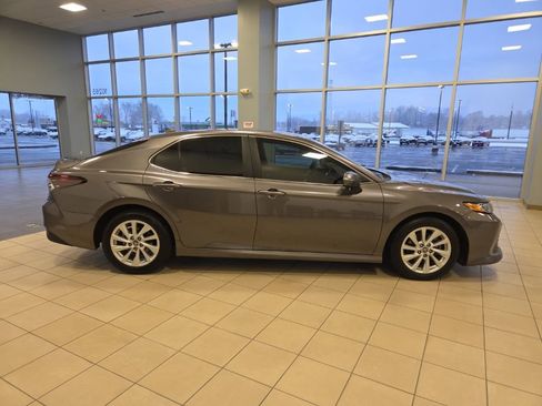 Certified 2023 Toyota Camry LE image 6