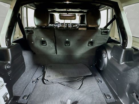 Used 2022 Jeep Wrangler Unlimited Sahara w/ Cold Weather Group image 25