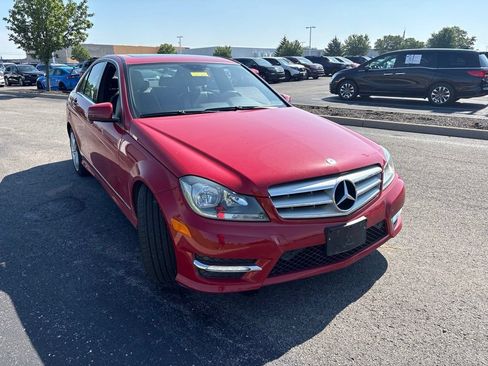 Used 2012 Mercedes-Benz C 300 4MATIC Sedan image 12