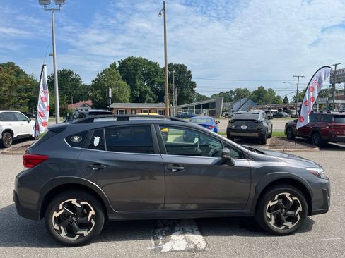 Used 2023 Subaru Crosstrek 2.5i Limited AWD/4WD image 3